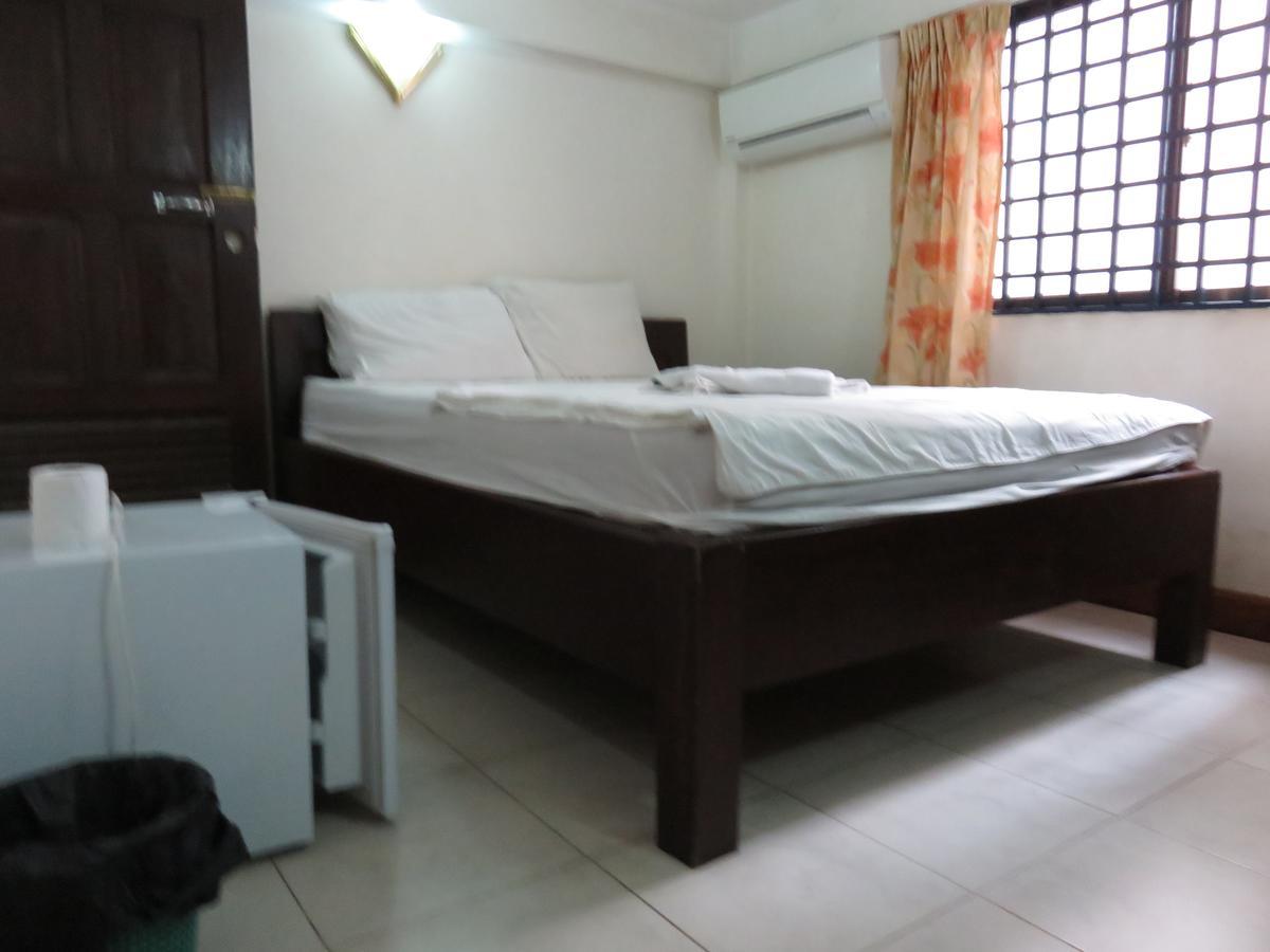 Nordic House Guesthouse Phnom Penh Esterno foto
